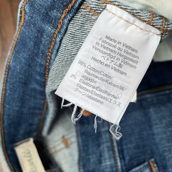 Madewell Slim Straight Jeans — Hammond Wash, Size 26, Classic Straight Leg - Picture 9 of 9